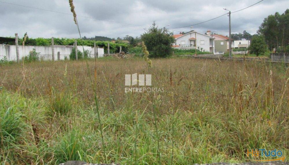 Venda de terreno para construção c/ poço em Ferreiró, Vila do Conde