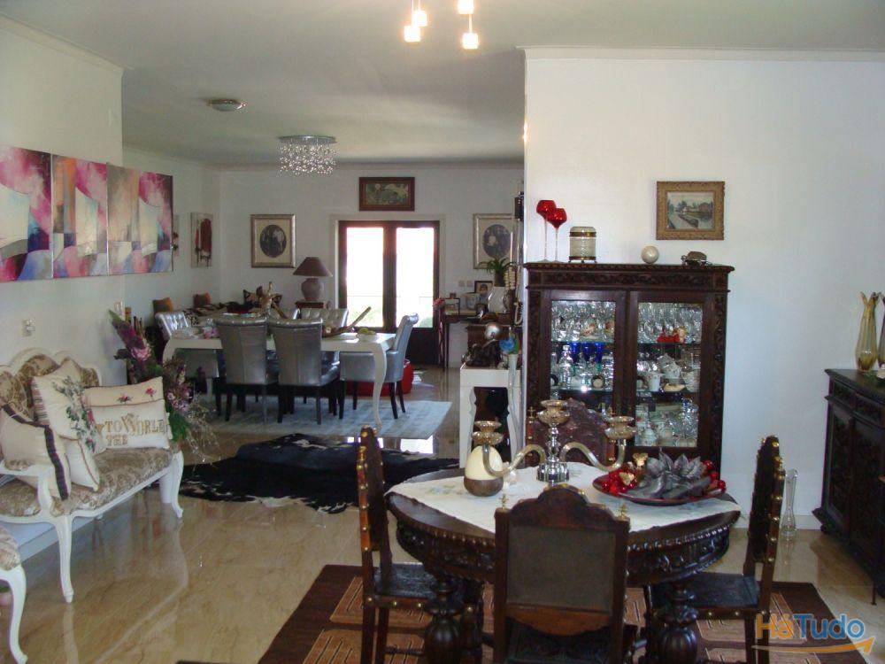 Moradia T4 Renovada Moradia T4 Renovada