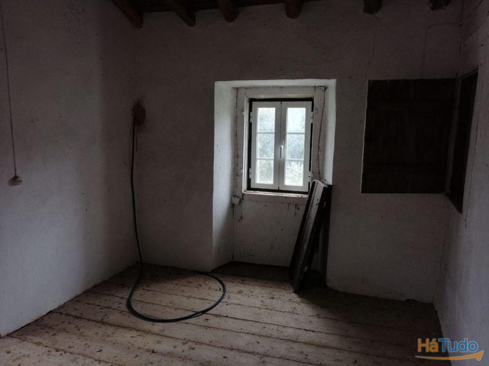 QUINTA   PONTE VELHA - MARV�O COM MORADIA PARA RECUPERA��O E TERRENO