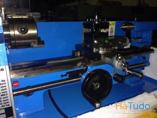 Torno Mecânico 300mm Torno Mecânico 300mm