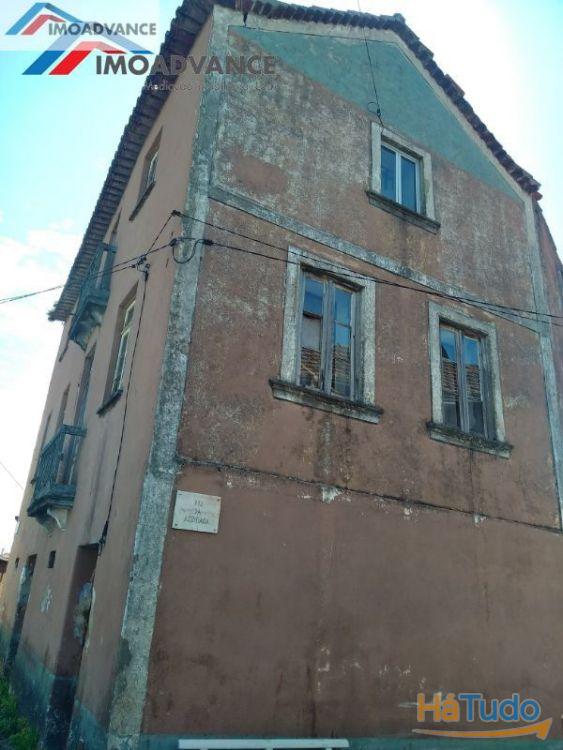 Moradia M4 para Reabilitar situada a 14 kms de Coimbra Moradia M4 para Reabilitar situada a 14 kms de Coimbra