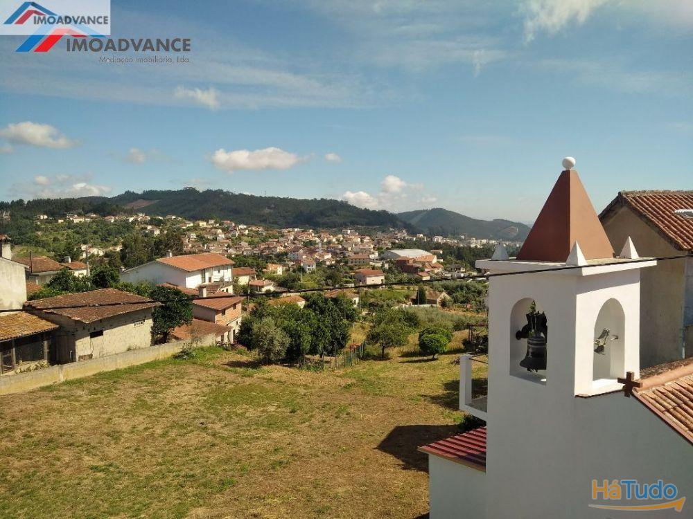 Moradia M4 para Reabilitar situada a 14 kms de Coimbra Moradia M4 para Reabilitar situada a 14 kms de Coimbra