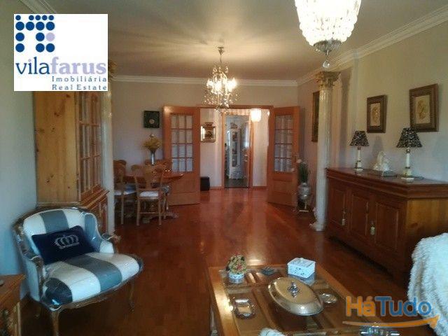 T4 na baixa de Faro com dois lugares de estacionamento T4 na baixa de Faro com dois lugares de estacionamento