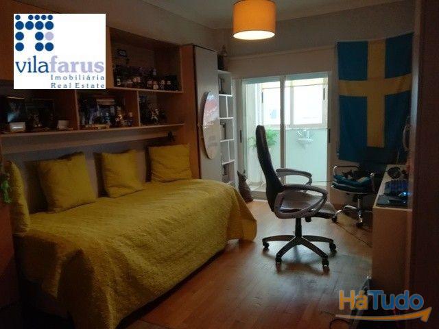 T4 na baixa de Faro com dois lugares de estacionamento T4 na baixa de Faro com dois lugares de estacionamento