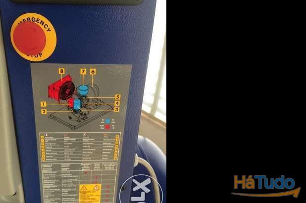 Compressor De Parafuso 300lt 10HP MICHELIN Compressor De Parafuso 300lt 10HP MICHELIN