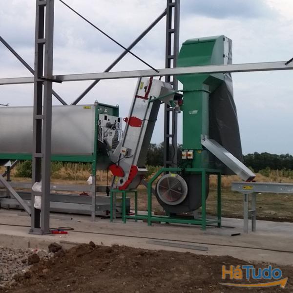 SOPRADOR PARA NOZES 1500 AMB ROUSSET SOPRADOR PARA NOZES 1500 AMB ROUSSET
