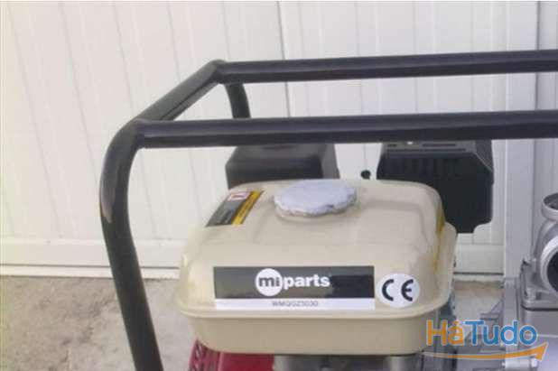 Vendo motobomba , 2 polegadas motor 4 tempos Vendo motobomba , 2 polegadas motor 4 tempos