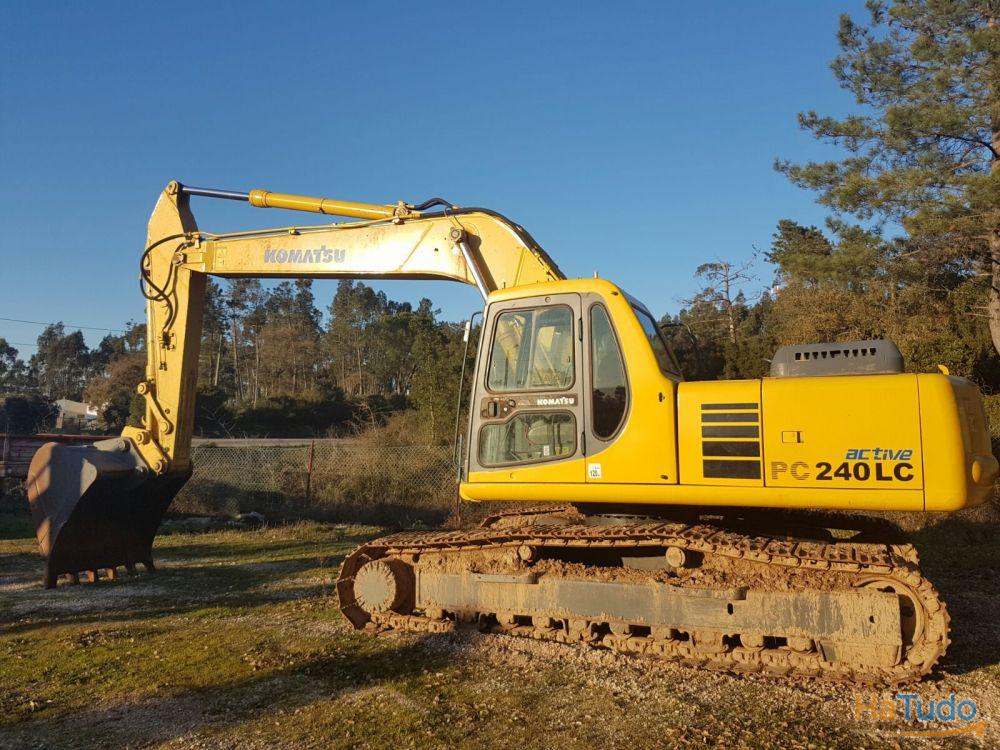 Komatsu PC240LC-6K Equipada com Kit para martelo Komatsu PC240LC-6K Equipada com Kit para martelo