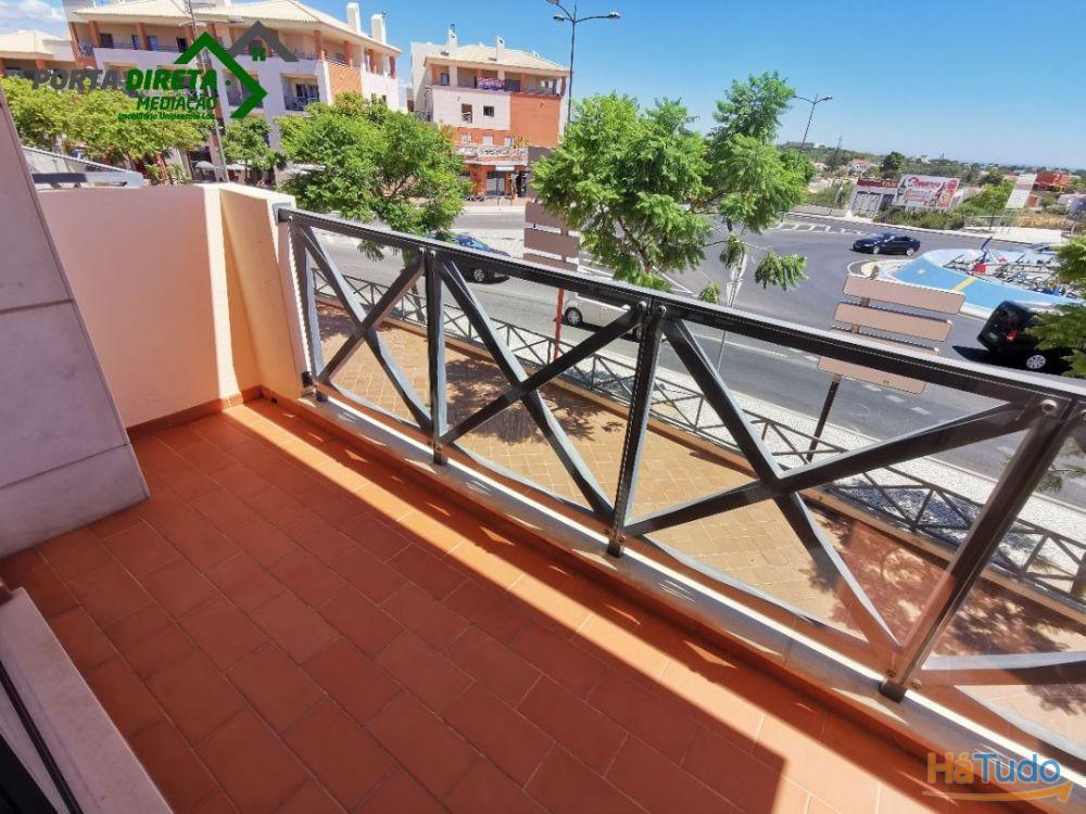 T2 Albufeira Vista mar, Piscina , Varandas, Parqueamento, Corcovada. T2 Albufeira Vista mar, Piscina , Varandas, Parqueamento, Corcovada.