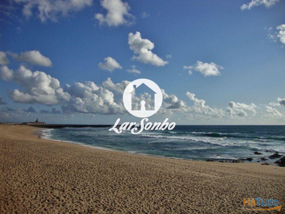 Restaurante c/ 223m2 a 50 metros da praia e terraço c/40m2 - Aver-o-mar Restaurante c/ 223m2 a 50 metros da praia e terraço c/40m2 - Aver-o-mar