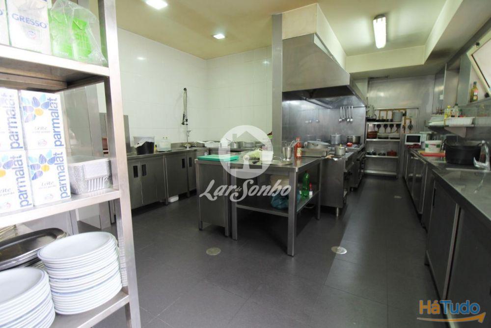 Restaurante c/ 223m2 a 50 metros da praia e terraço c/40m2 - Aver-o-mar Restaurante c/ 223m2 a 50 metros da praia e terraço c/40m2 - Aver-o-mar