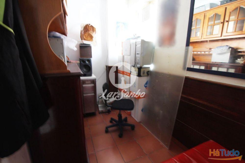 Restaurante c/ 223m2 a 50 metros da praia e terraço c/40m2 - Aver-o-mar Restaurante c/ 223m2 a 50 metros da praia e terraço c/40m2 - Aver-o-mar