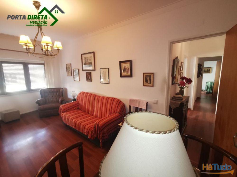 T2 Mobilado e equipado com elevador e marquise Palácio Queluz, Jardim T2 Mobilado e equipado com elevador e marquise Palácio Queluz, Jardim