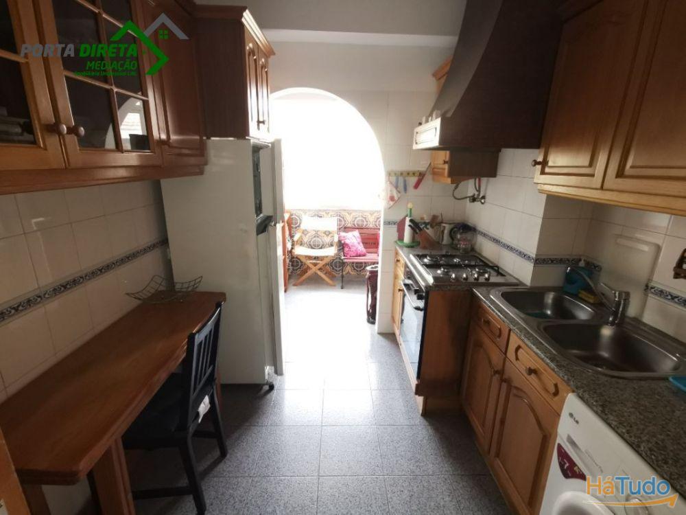 T2 Mobilado e equipado com elevador e marquise Palácio Queluz, Jardim T2 Mobilado e equipado com elevador e marquise Palácio Queluz, Jardim