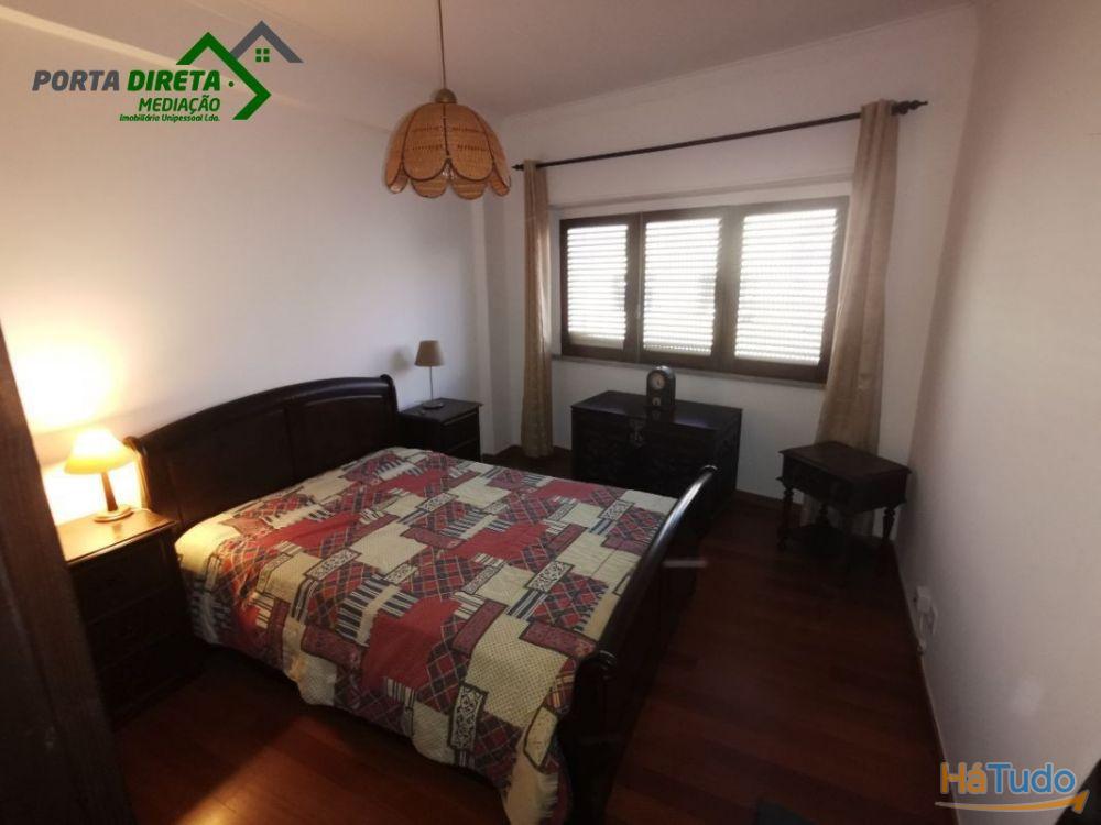 T2 Mobilado e equipado com elevador e marquise Palácio Queluz, Jardim T2 Mobilado e equipado com elevador e marquise Palácio Queluz, Jardim