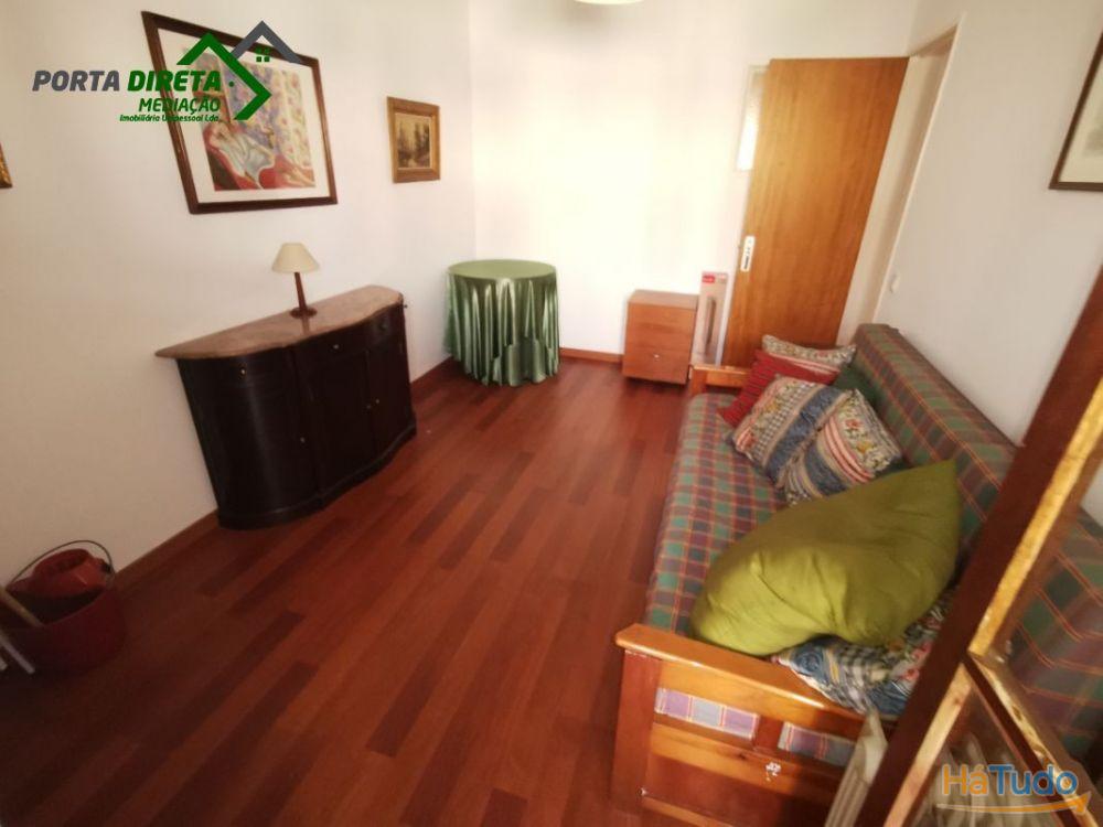 T2 Mobilado e equipado com elevador e marquise Palácio Queluz, Jardim T2 Mobilado e equipado com elevador e marquise Palácio Queluz, Jardim