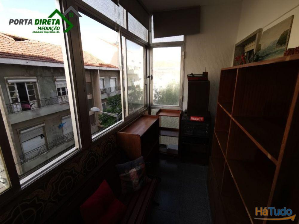 T2 Mobilado e equipado com elevador e marquise Palácio Queluz, Jardim T2 Mobilado e equipado com elevador e marquise Palácio Queluz, Jardim