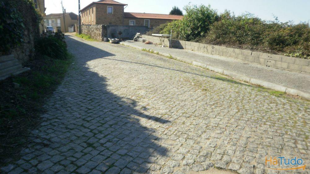 TERRENO PARA CONSTRUÇÃO EM GRIJO. TERRENO PARA CONSTRUÇÃO EM GRIJO.