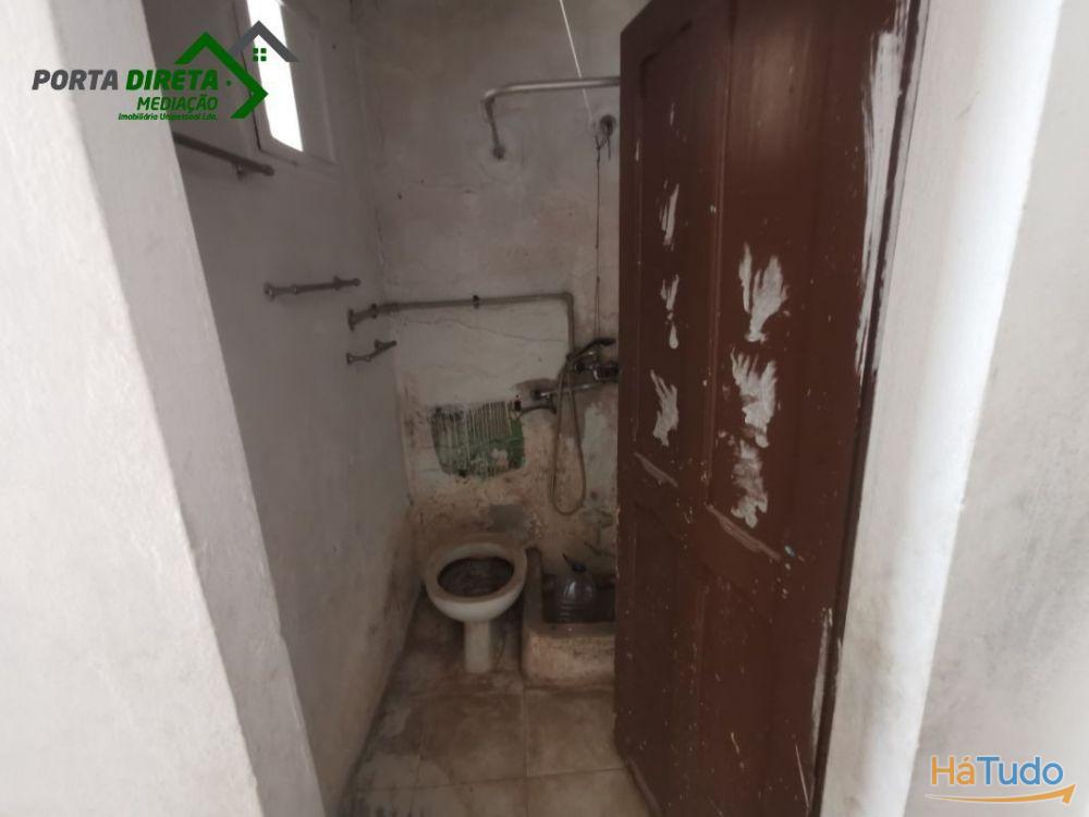 T2 + 2 Moradia, vista rio, Garagem, terreno, centro.