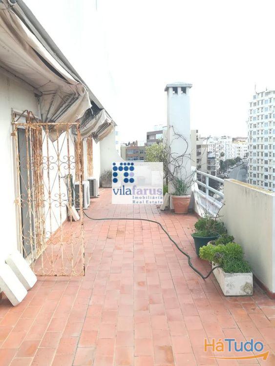 Fabulosa Penthouse com dois grandes terraços e garagem fechada Fabulosa Penthouse com dois grandes terraços e garagem fechada
