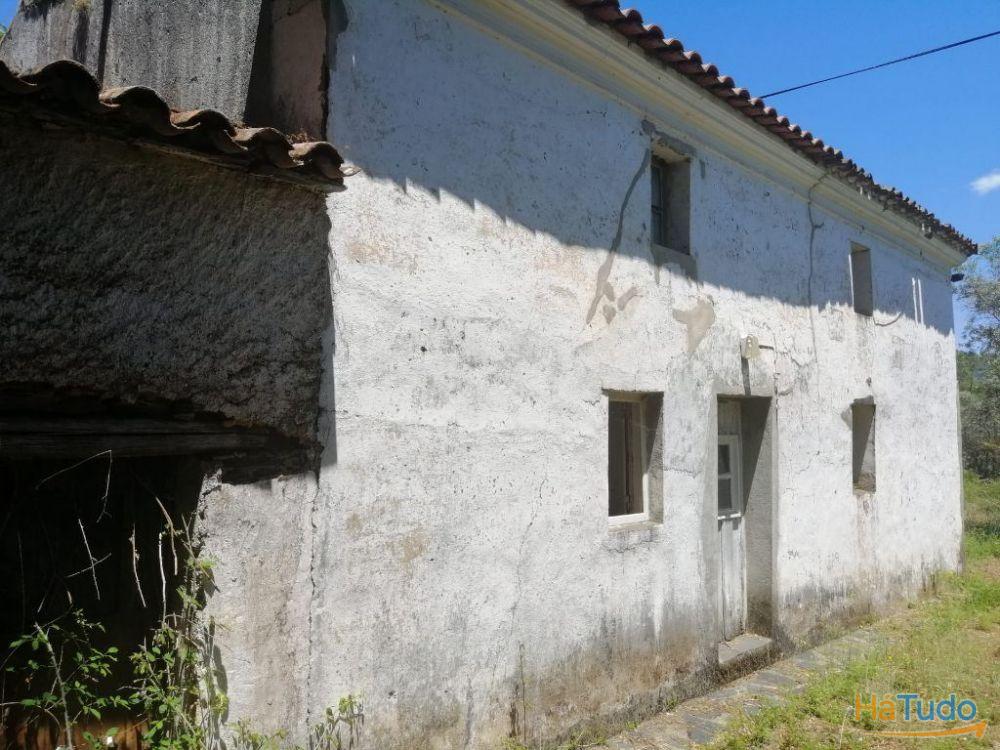 Quintinha, para venda, Portalegre - Reguengo e São Julião Quintinha, para venda, Portalegre - Reguengo e São Julião