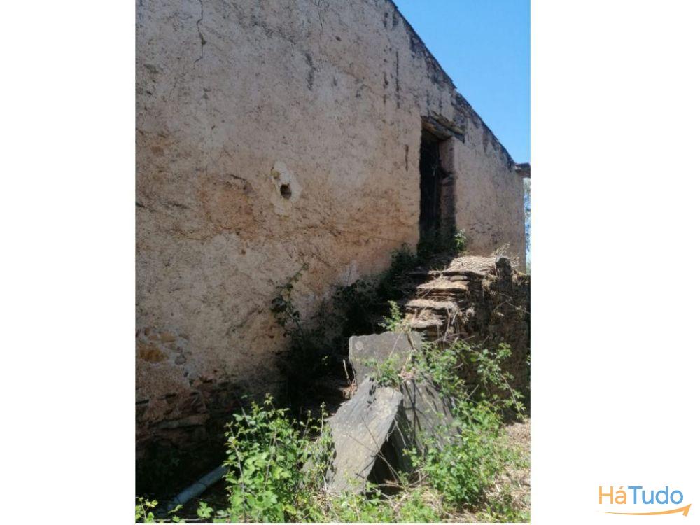 Quintinha, para venda, Portalegre - Reguengo e São Julião Quintinha, para venda, Portalegre - Reguengo e São Julião