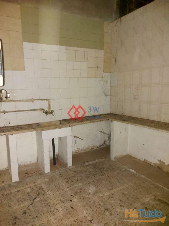 Armazém em Alpiarça Armazém em Alpiarça