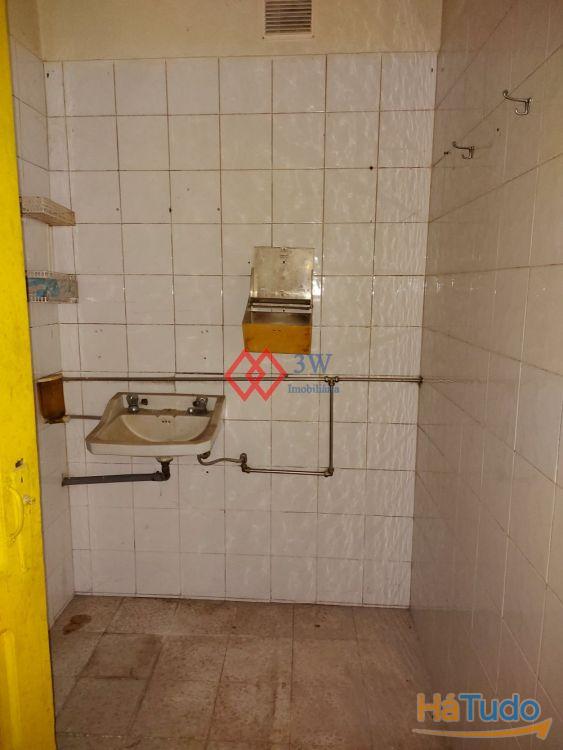 Armazém em Alpiarça Armazém em Alpiarça