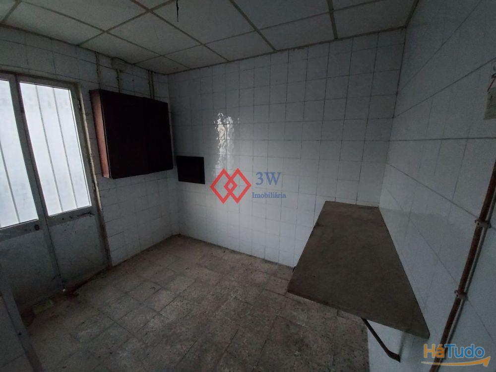 Armazém em Alpiarça Armazém em Alpiarça