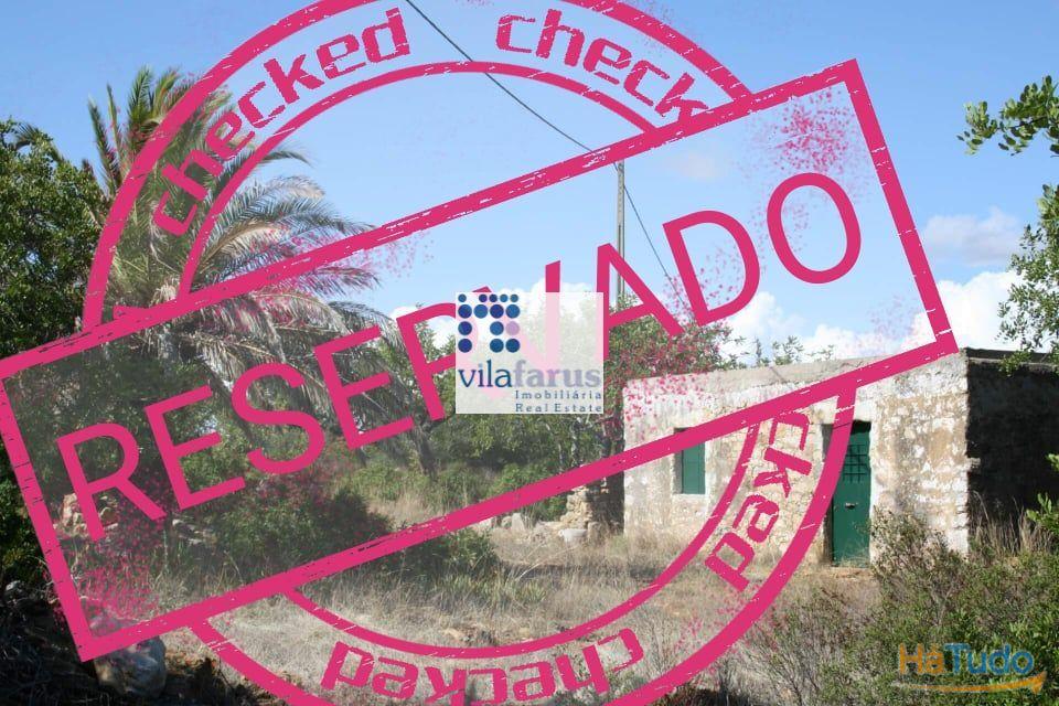 Terreno com 3.880m2 para construção de moradia Terreno com 3.880m2 para construção de moradia