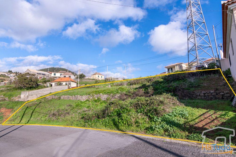 Terreno - Ribeira Brava Terreno - Ribeira Brava