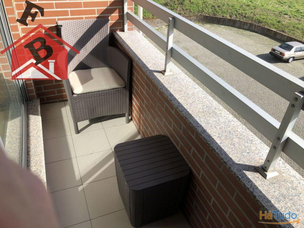 T2+1 NOVO AO MAR SHOPPING VARANDA GARAGEM E ARRUMOS 325.000? T2+1 NOVO AO MAR SHOPPING VARANDA GARAGEM E ARRUMOS 325.000?