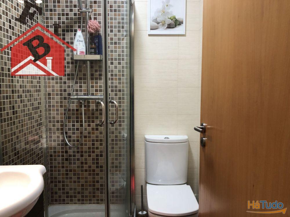 T2+1 NOVO AO MAR SHOPPING VARANDA GARAGEM E ARRUMOS 325.000? T2+1 NOVO AO MAR SHOPPING VARANDA GARAGEM E ARRUMOS 325.000?