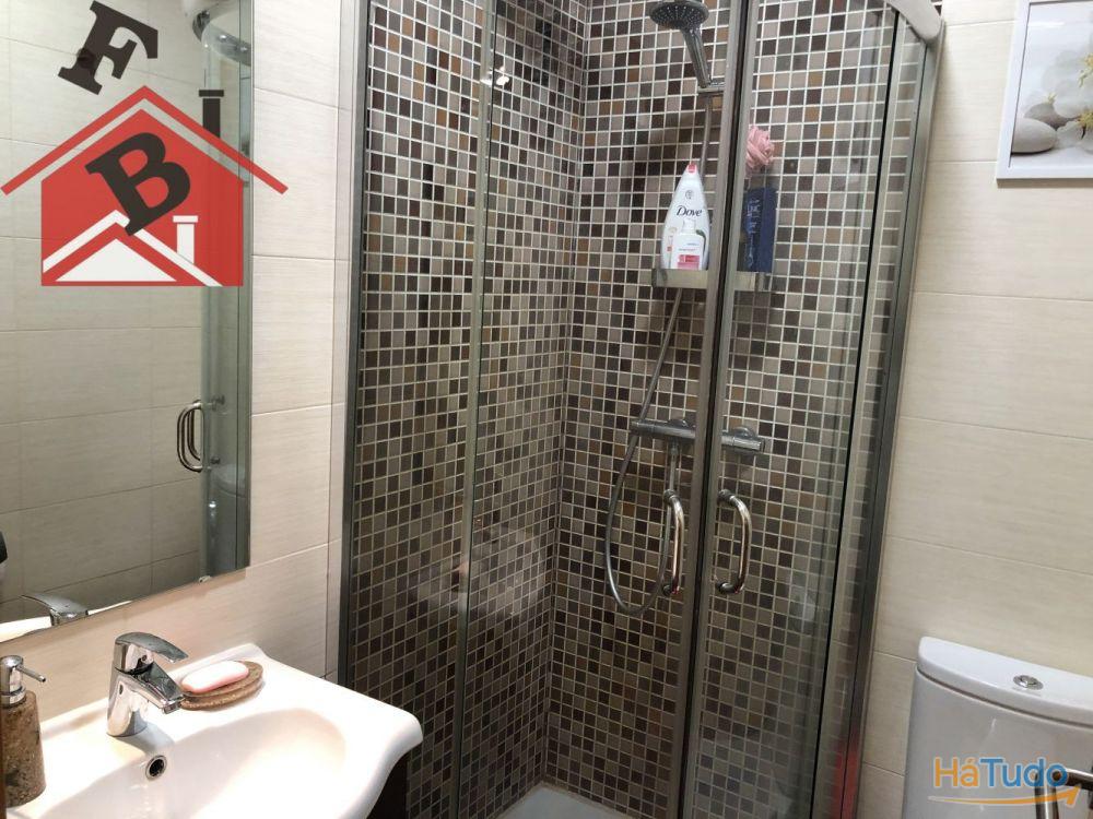 T2+1 NOVO AO MAR SHOPPING VARANDA GARAGEM E ARRUMOS 325.000? T2+1 NOVO AO MAR SHOPPING VARANDA GARAGEM E ARRUMOS 325.000?