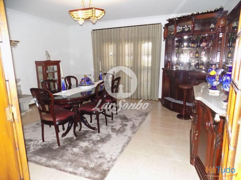 Moradia M6 c/ garagem fechada e jardim localizada na zona PRIME da Povoa de Varzim Moradia M6 c/ garagem fechada e jardim localizada na zona PRIME da Povoa de Varzim