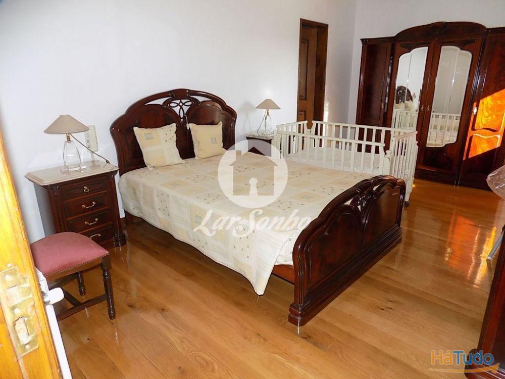 Moradia M6 c/ garagem fechada e jardim localizada na zona PRIME da Povoa de Varzim Moradia M6 c/ garagem fechada e jardim localizada na zona PRIME da Povoa de Varzim