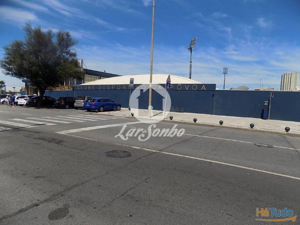 Moradia p/ restauro inserida num terreno de 328m2 na 2º linha de mar na Povoa de Varzim Moradia p/ restauro inserida num terreno de 328m2 na 2º linha de mar na Povoa de Varzim