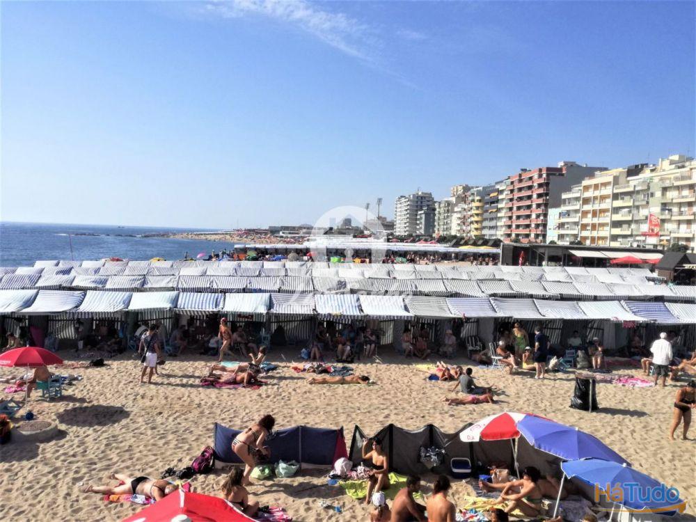 Moradia p/ restauro inserida num terreno de 328m2 na 2º linha de mar na Povoa de Varzim Moradia p/ restauro inserida num terreno de 328m2 na 2º linha de mar na Povoa de Varzim