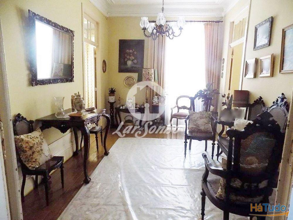 Moradia p/ restauro inserida num terreno de 328m2 na 2º linha de mar na Povoa de Varzim Moradia p/ restauro inserida num terreno de 328m2 na 2º linha de mar na Povoa de Varzim