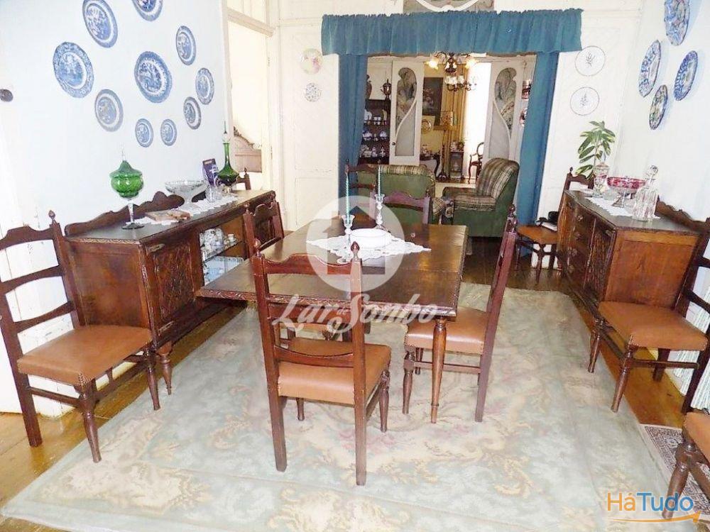 Moradia p/ restauro inserida num terreno de 328m2 na 2º linha de mar na Povoa de Varzim Moradia p/ restauro inserida num terreno de 328m2 na 2º linha de mar na Povoa de Varzim