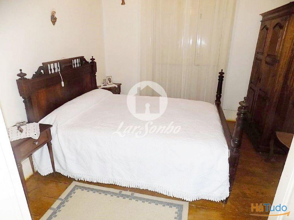 Moradia p/ restauro inserida num terreno de 328m2 na 2º linha de mar na Povoa de Varzim Moradia p/ restauro inserida num terreno de 328m2 na 2º linha de mar na Povoa de Varzim