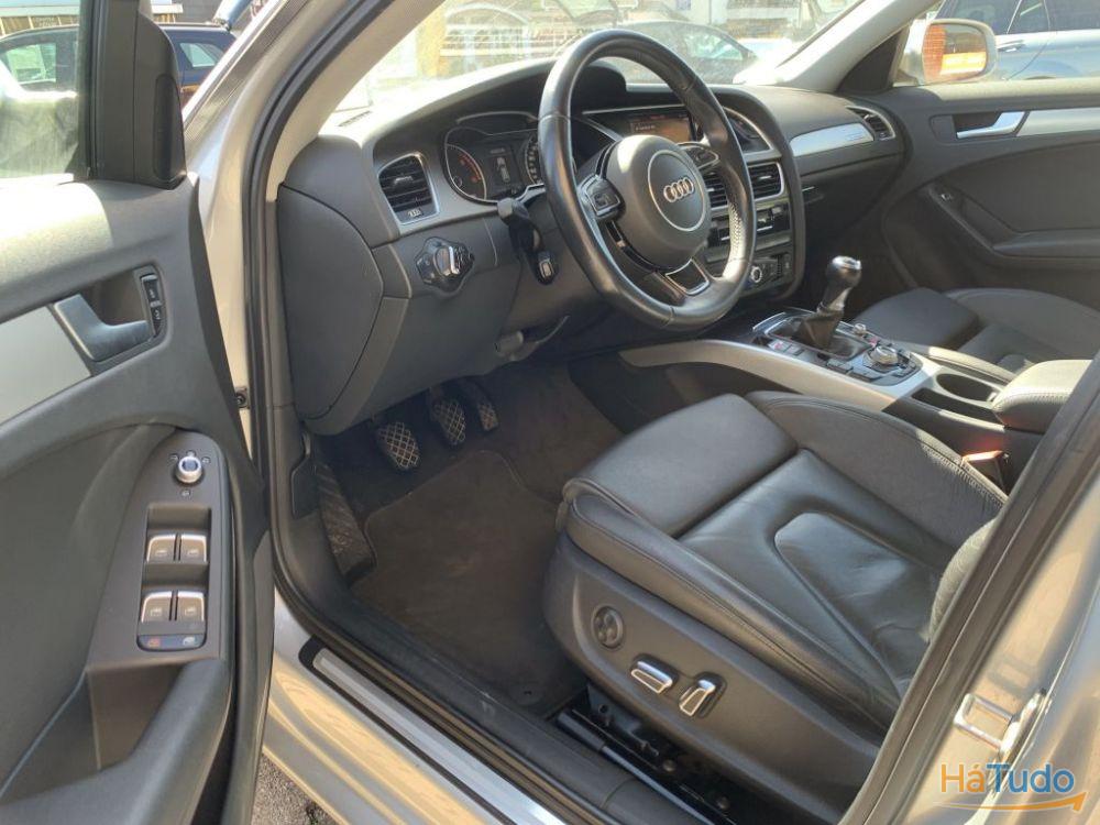 Audi A4 Avant 2.0 TDi quattro Audi A4 Avant 2.0 TDi quattro