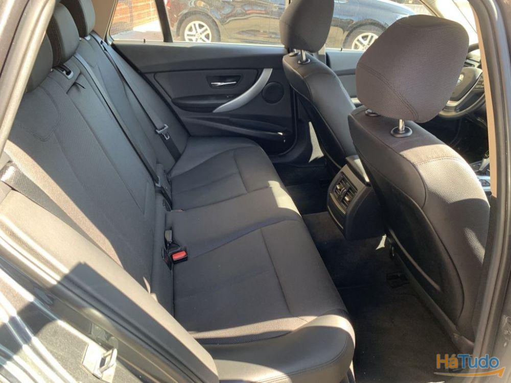 BMW 320 d Touring EfficientDynamics Line Modern BMW 320 d Touring EfficientDynamics Line Modern
