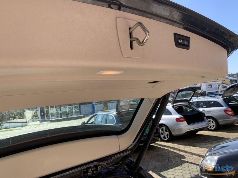 BMW 320 d Touring EfficientDynamics Line Modern BMW 320 d Touring EfficientDynamics Line Modern