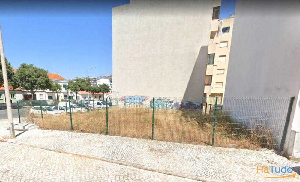 Terreno para construção de prédio - 234m2 - Bairro Afonso Costa, Setúbal