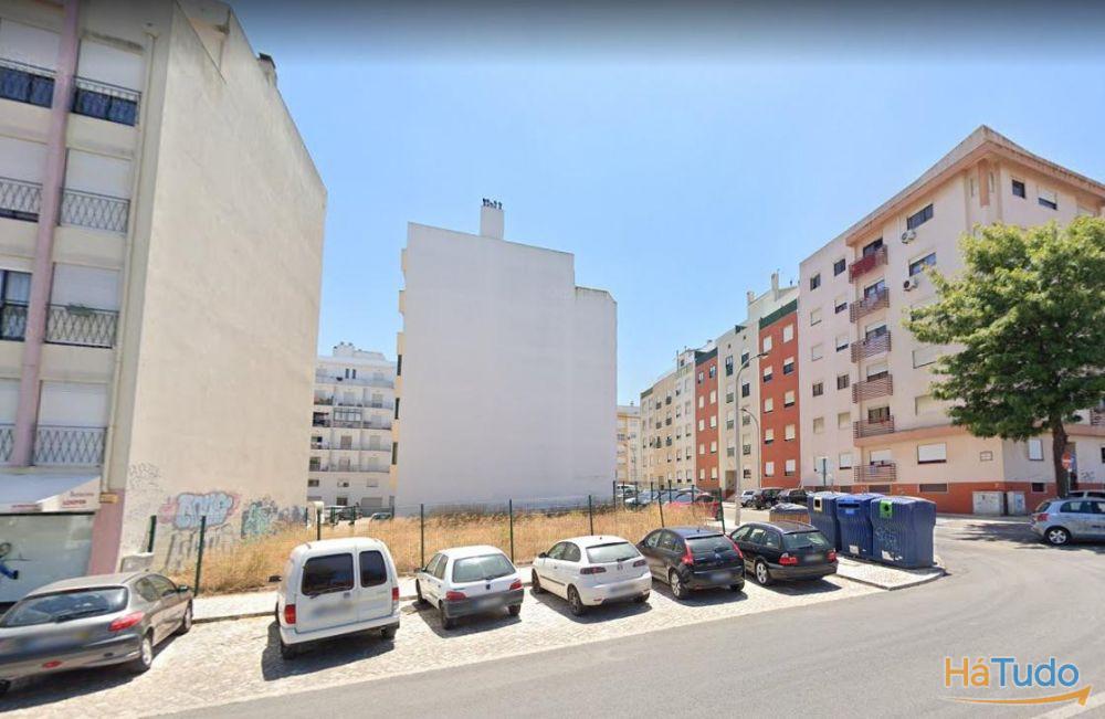 Terreno para construção de prédio - 234m2 - Bairro Afonso Costa, Setúbal