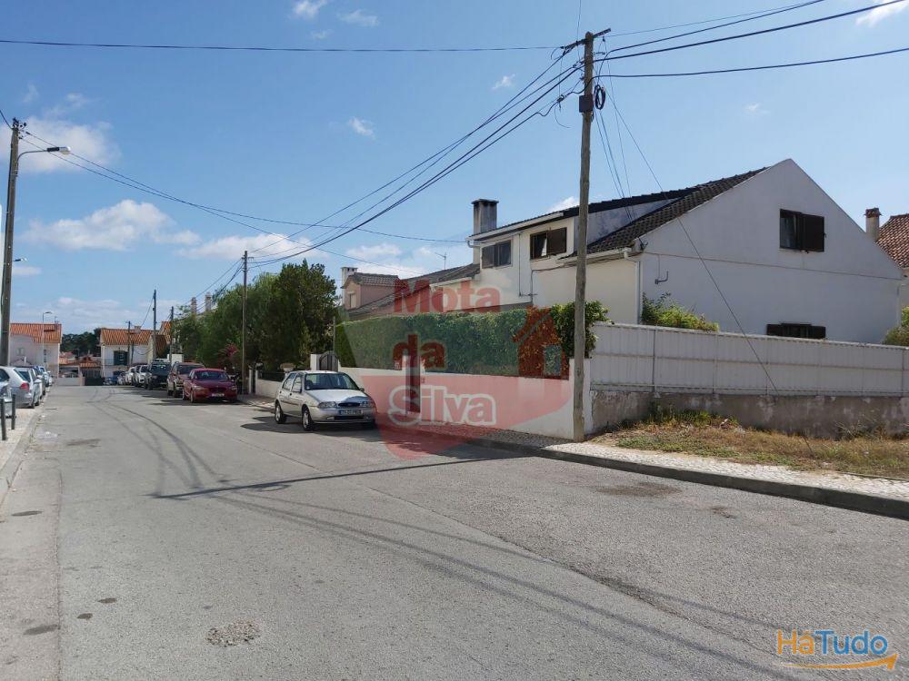 Excelente Terreno na Quinta do Conde Excelente Terreno na Quinta do Conde