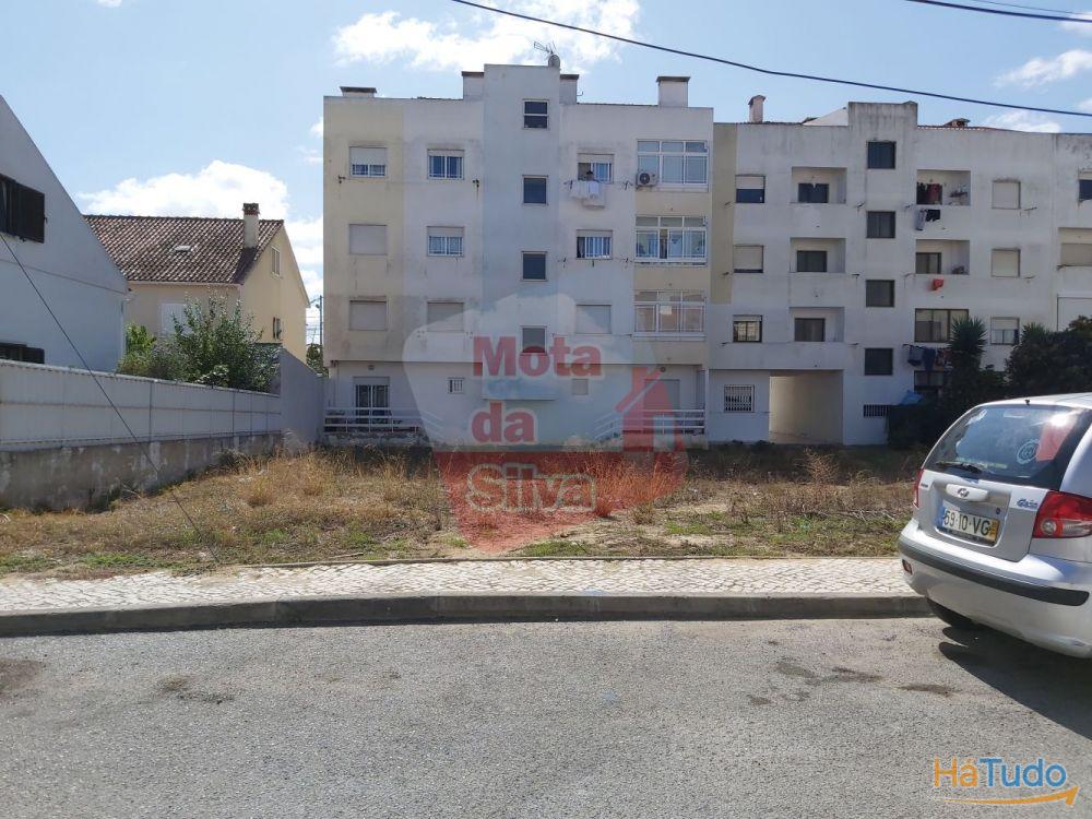 Excelente Terreno na Quinta do Conde Excelente Terreno na Quinta do Conde