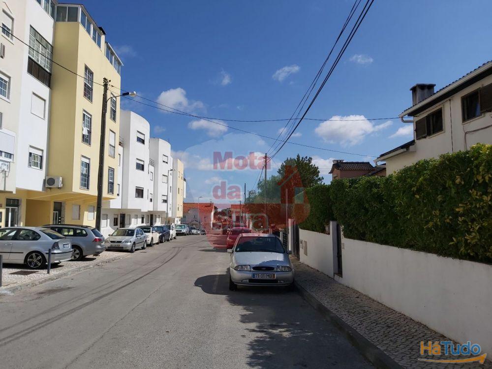 Excelente Terreno na Quinta do Conde Excelente Terreno na Quinta do Conde