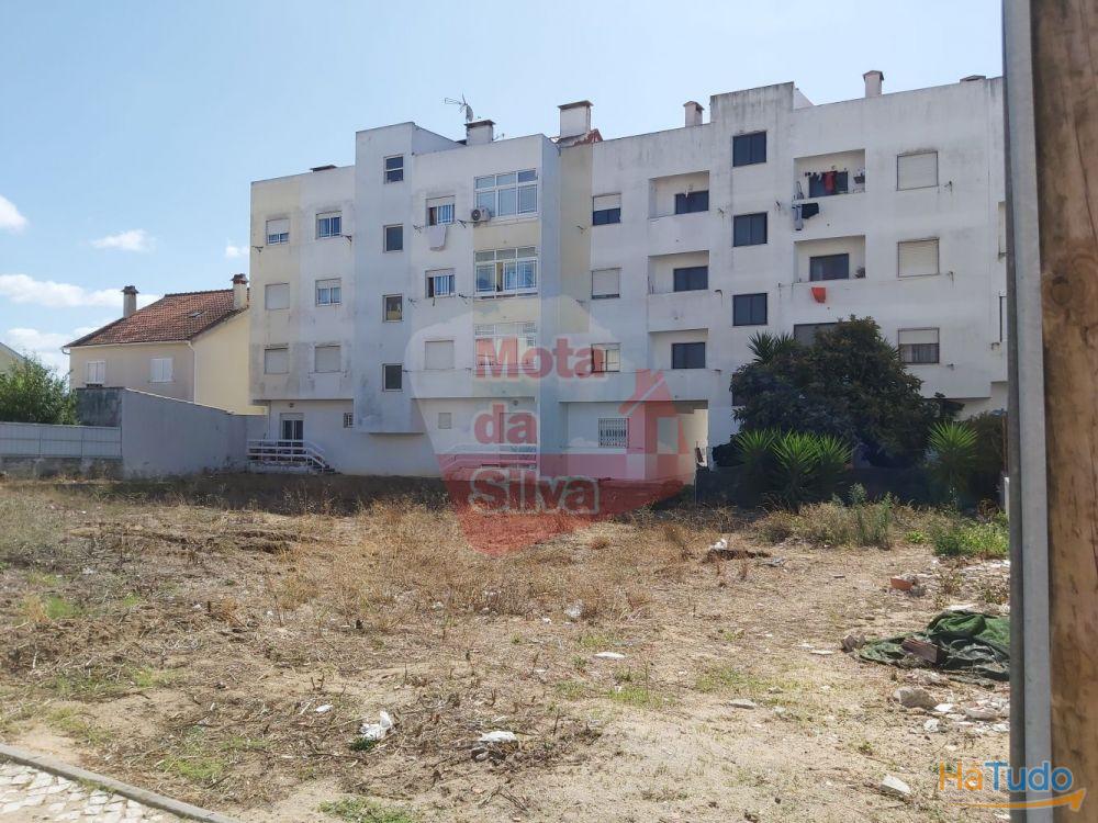 Excelente Terreno na Quinta do Conde Excelente Terreno na Quinta do Conde